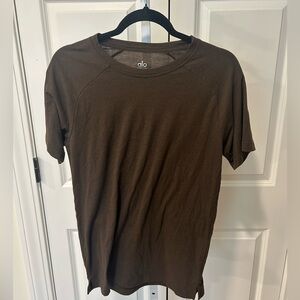 ALO Yoga Brown Short Sleeve Tee